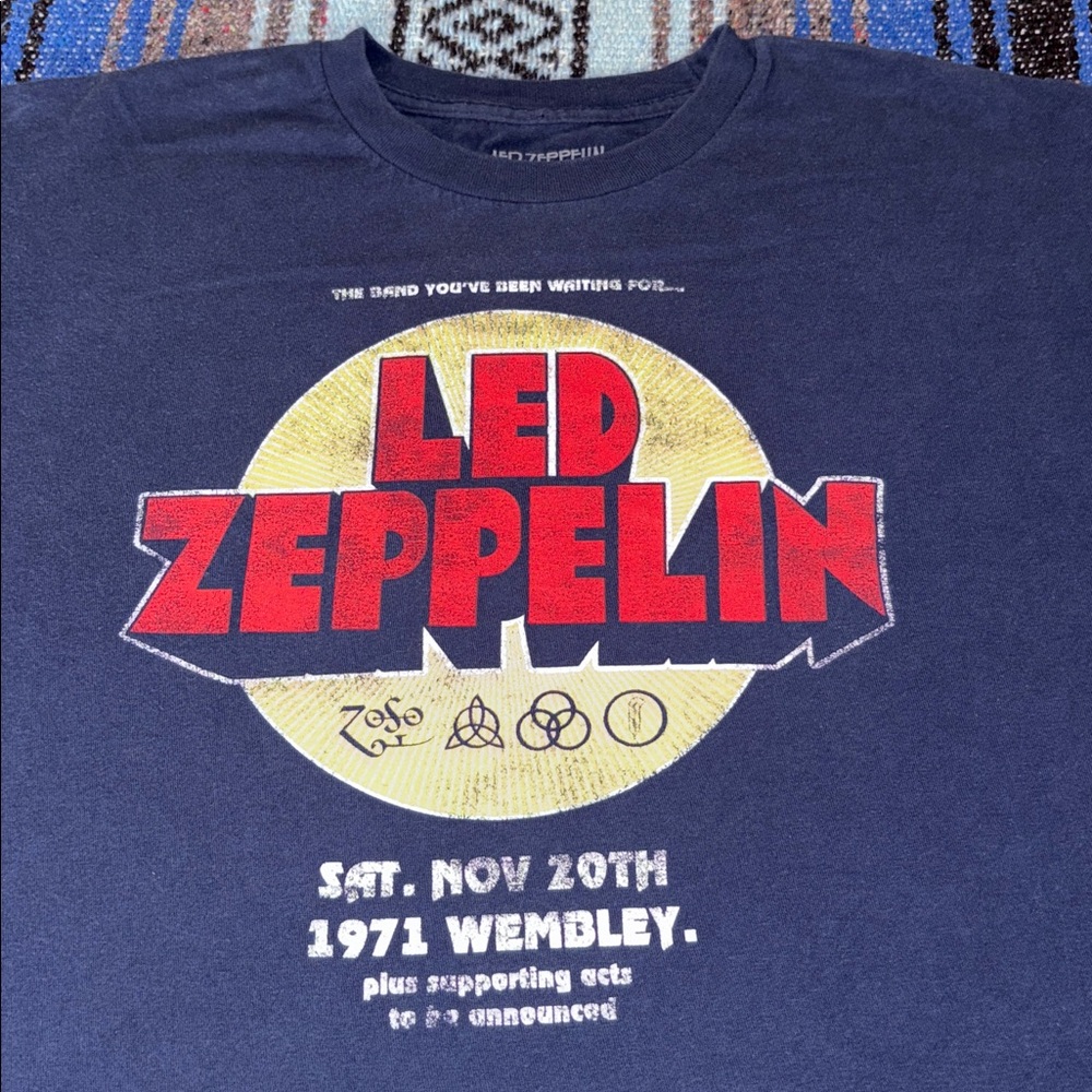 Led Zeppelin Concert Tee Shirt - Picture 2 of 10